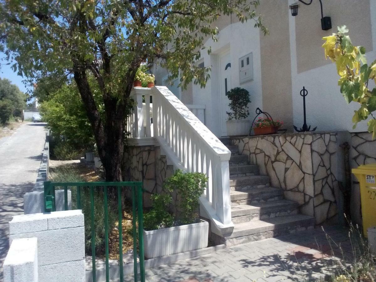 Apartman "Tatjana" Jezera Extérieur photo